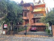 Excelente residencia en Belgrano R ideal uso familiar o...