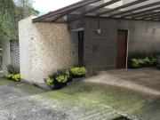 EXCELENTE RESIDENCIA EN CONDOMINIO