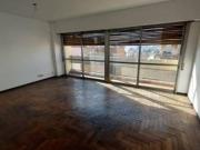 EXCELENTE SEMIPISO EN VENTA! CENTRO!
