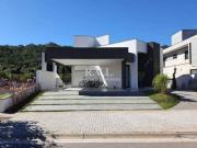 Excelente sobrado à venda em Condomínio Fechado em...