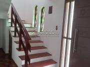 Excelente sobrado, bem localizado!