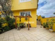 EXCELENTE SOBRADO E ÓTIMA LOCALIZAÇÃO.