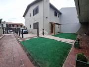 Excelente Sobrado Mobiliado a Duas Quadras do Mar