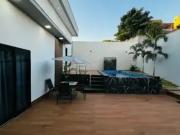 Excelente Sobrado nos Florais Dos Lagos