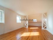 Excelente T2+1 em Campo Ourique