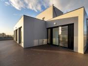 Excelente T2 Recuado terreço 78m2 2 lug,gar. coz.equip....