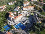 Excelente T5 Duplex com garagem dupla, terraço com...