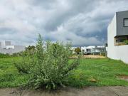 Excelente terreno de 357m en venta en Cumbres del Lago...