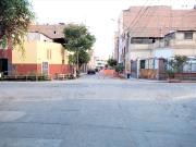 Excelente Terreno en Esquina con zonificación RDM hasta...