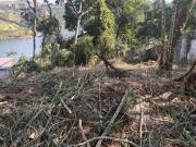 Excelente terreno pé na água em condomínio fechado em...