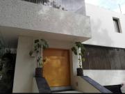 excelente ubicacion uso de suelo mixto casa en venta