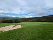 Oferta $5,835,0000 con vista panorámica, Colinda con...