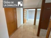 EXCELENTE VIVIENDA EN ALQUILER, TOTALMENTE VACIA Y SIN...