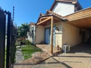 Excelente y acogedora casa remodelada