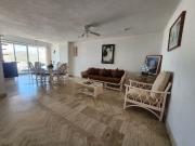 EXCELENTE Y AMPLIO DEPARTAMENTO LOMAS C AZUL