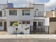 EXCELENTE Y COMODA CASA EN SANTIAGO DE QUERÉTARO, APROVECHA!