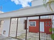 Excelente y muy centrica casa de 3 hab c/u con baño en...