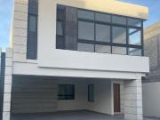 Excelentes casas en venta en La Escondida