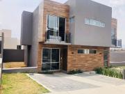Excelentes casas, misma distribución, solo cambia la...