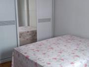 Excelentes quartos e vagas para moças Próximo à Faculdades