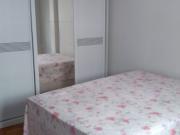 Excelentes quartos e vagas para moças Próximo à Faculdades