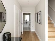 Excellent 3 bedroom, 2 bathroom duplex ground floor flat...