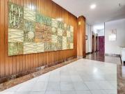 Excellent double bedroom with a private balcony, in El Raval