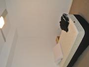 EXCELLENT LAYOUT 2 bedroom 1 bath apartment WITH car parks