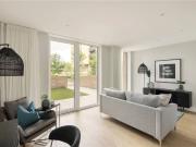 Excellent three bedroom, two bathroom duplex within...