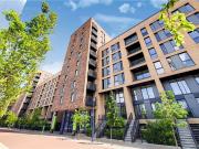 Excellent three bedroom, two bathroom flat within...