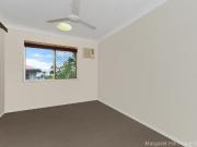 Excellent top floor unit castle hill views small complex