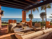 Excepcional ático junto al mar en Marbella, España