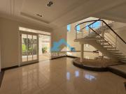 Excepcional Casa a Vendan ou Locação no Condomínio Barao...