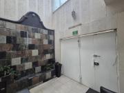 Excepcional Casa Habitación Adaptada para Oficinas en Venta