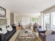 Excepcional departamento con una hermosa vista al Parque...