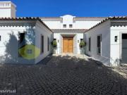 Excepcional Moradia V4 em Loul com vistas de campo e mar