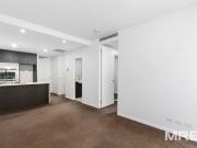 Exceptional apartment with study