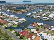 Exceptional Bongaree Duplex With Shed