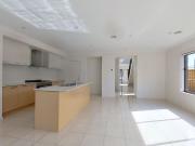 Exceptional Double Storey Home In Ideal Location !