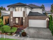 Exceptional Family Living in Tulliallan Estate...