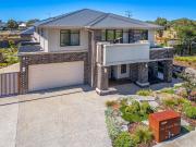 Exceptional Family Living with Space & Style 1498m2 approx