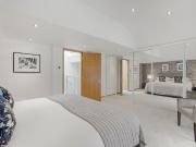 Exceptional four bedroom townhouse in Knightsbridge