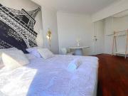 Exceptional renovated studio with balcony and Seine...