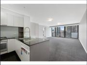Exceptional Southbank Living!