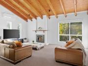 EXCEPTIONAL VALUE OCEAN VIEWS & ONLY 12MIN TO ROBINA
