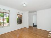 EXCEPTIONAL VILLA WITH A STUNNING KITCHEN AND MORE! 6...