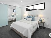 Exceptionally Spacious Townhouse 3 Bed + study with...