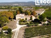 EXCEPTIONNEL ! Domaine viticole sur 28 hectares de...