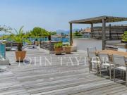 Exceptionnelle villa toit proche du centre ville