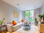 Exchange Gardens, London, 2 Bedroom Flat